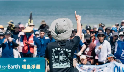 擔任淨灘小隊長